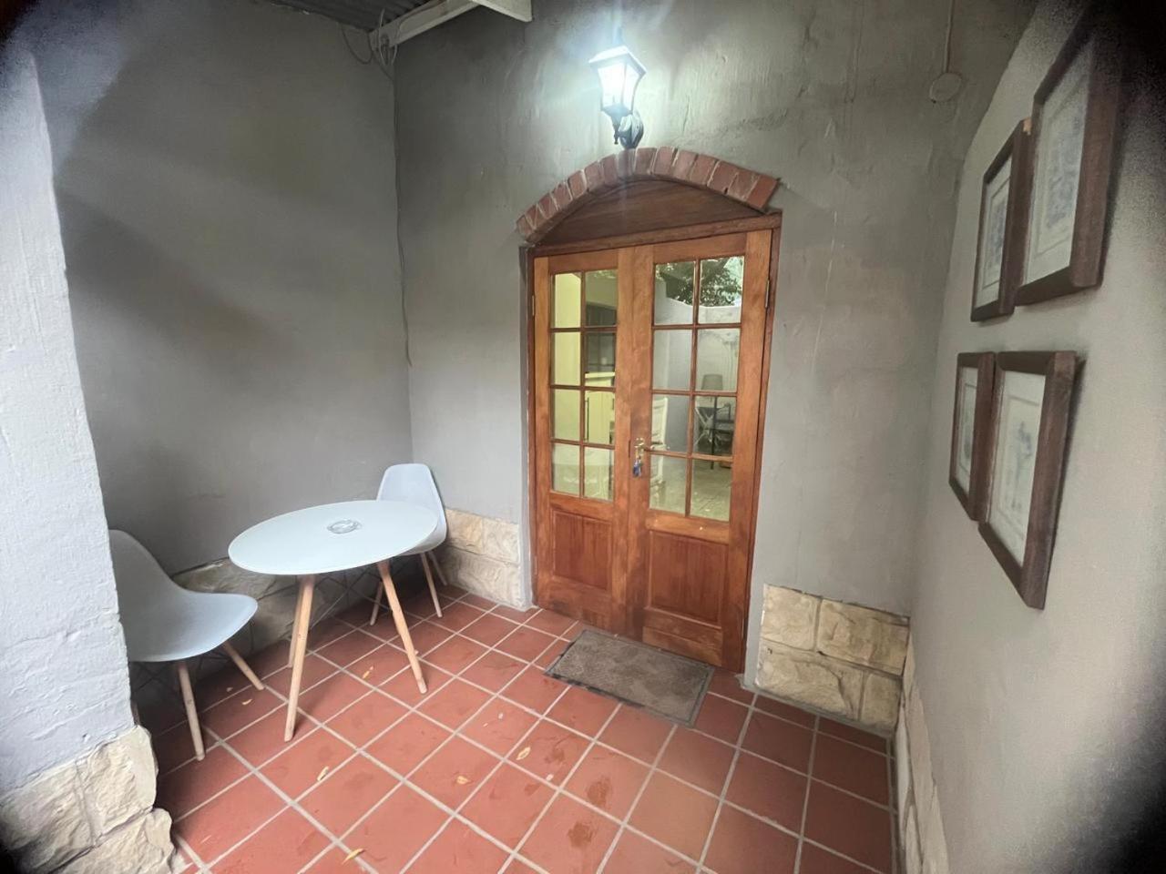 By The Way Guesthouse Clarens Esterno foto